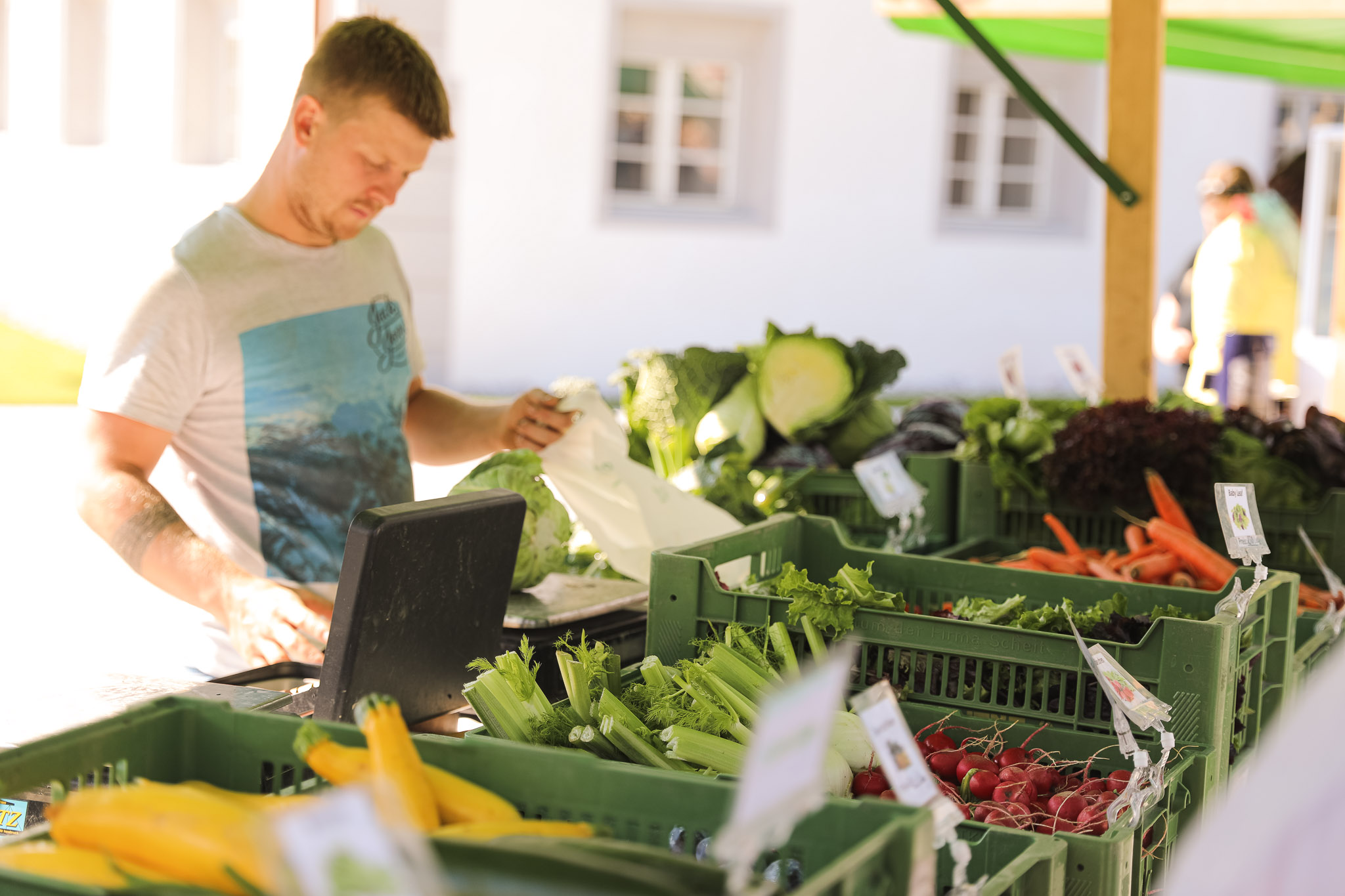 Dorf- und Bauernmarkt